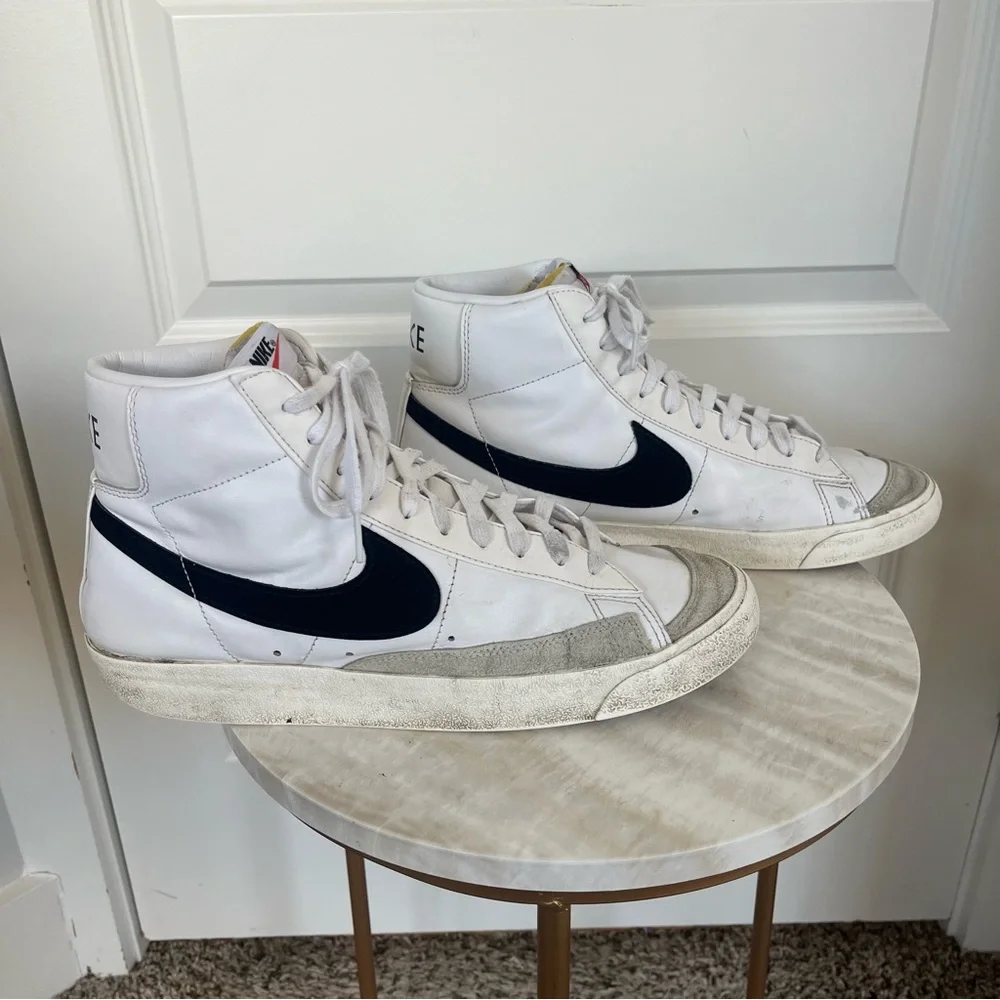 Nike Blazer High Top 77 Sneakers